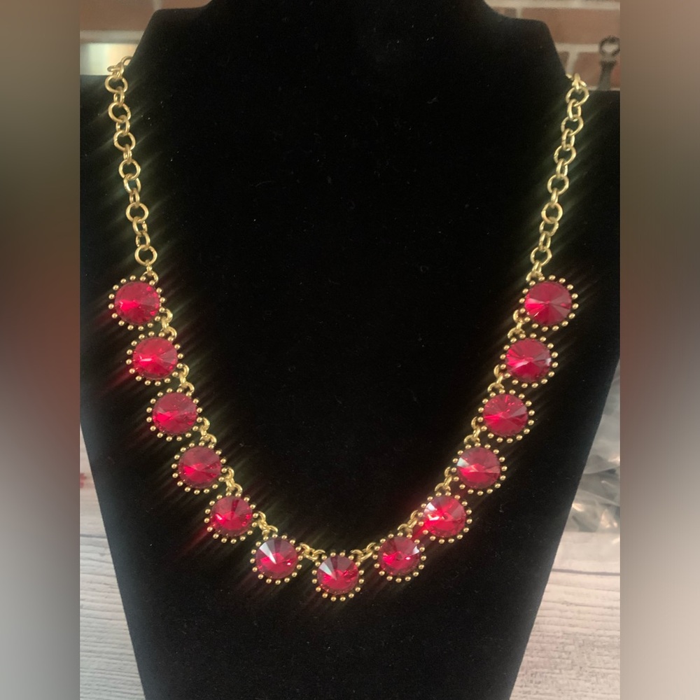 Plunder Design Necklace Red Stones Gold Tone Chain ❤️ Vintage Vibes